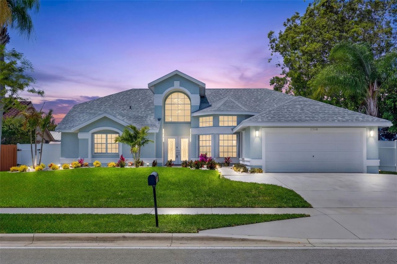 2098 SE Floresta Drive, Port Saint Lucie, FL 34984 Photo