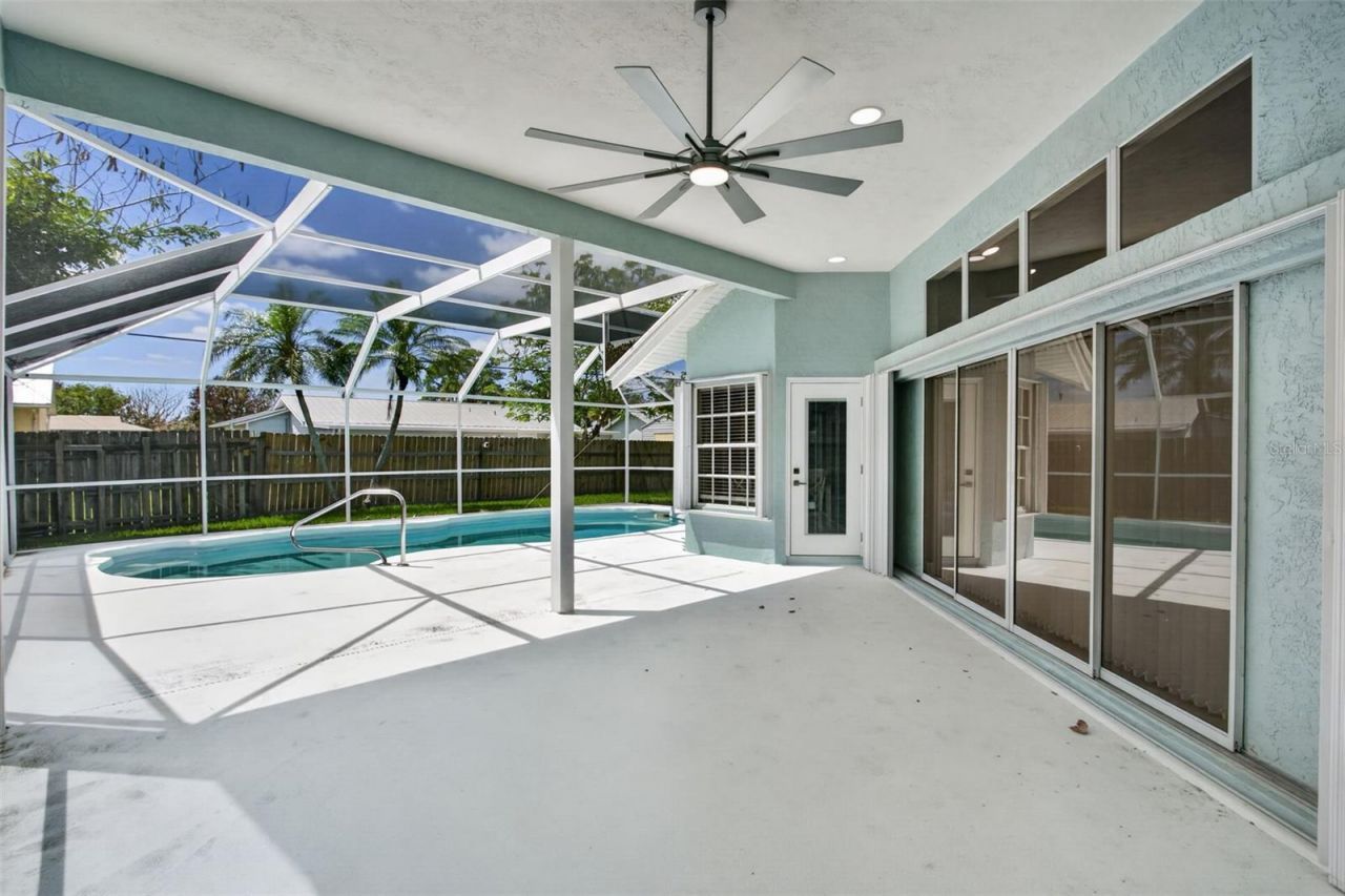 2098 SE Floresta Drive, Port Saint Lucie, FL 34984 Photo