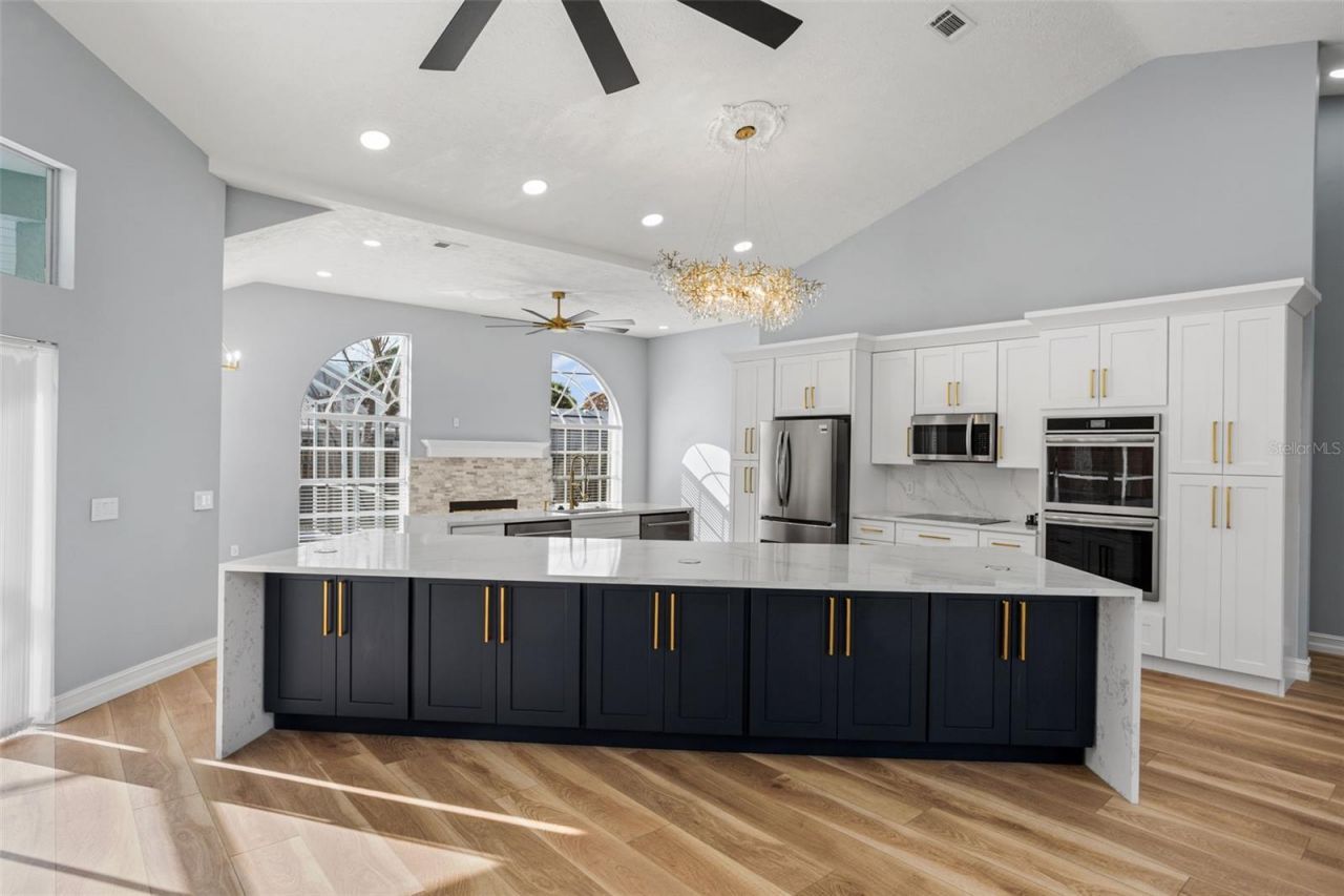 2098 SE Floresta Drive, Port Saint Lucie, FL 34984 Photo