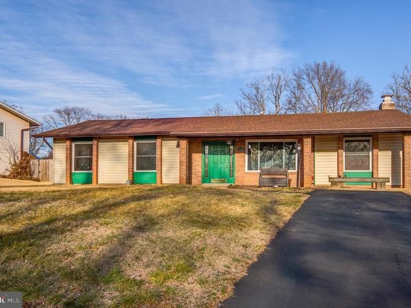 1118 S WILLIAMSBURG COURT, STERLING, VA 20164