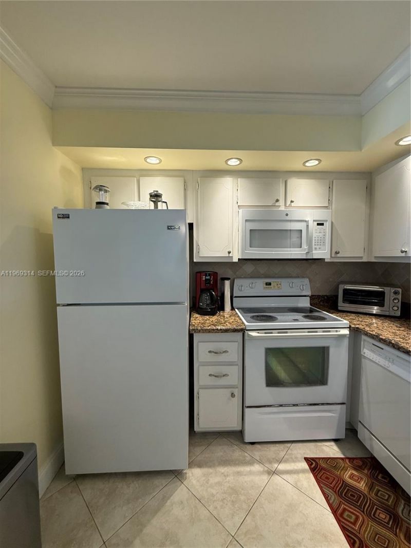 127 Tuscany B, Unit 127, Delray Beach, FL 33446 Photo