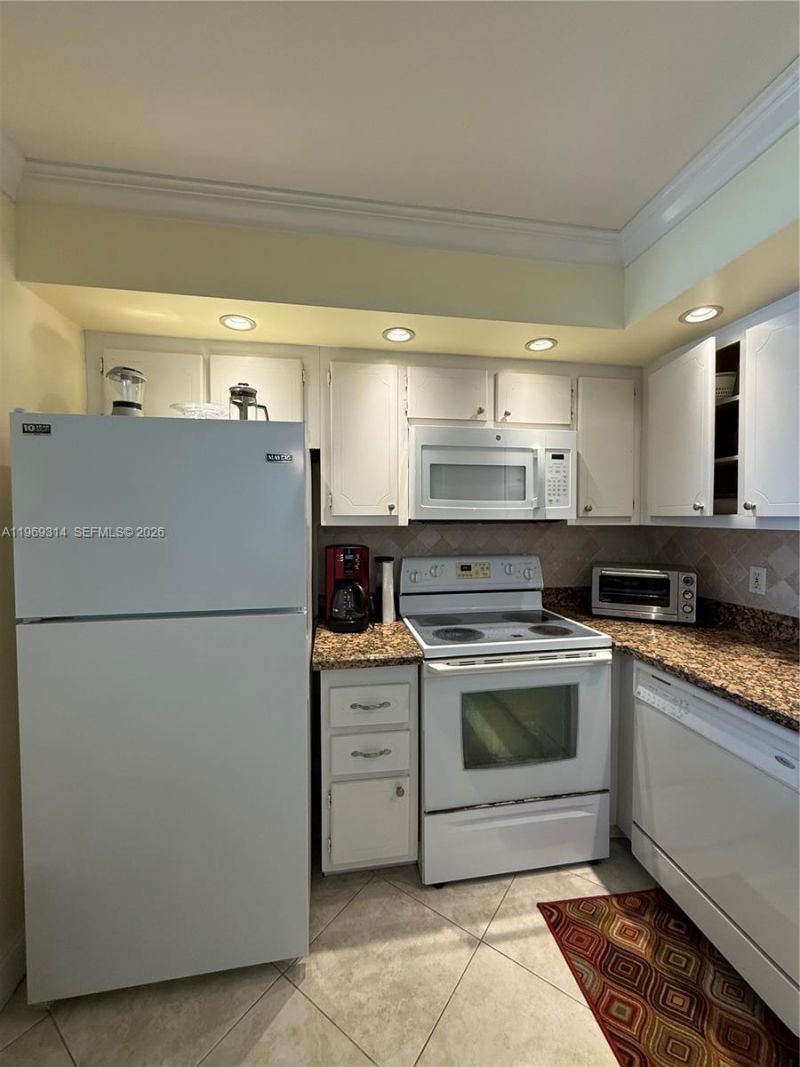 127 Tuscany B, Unit 127, Delray Beach, FL 33446 Photo