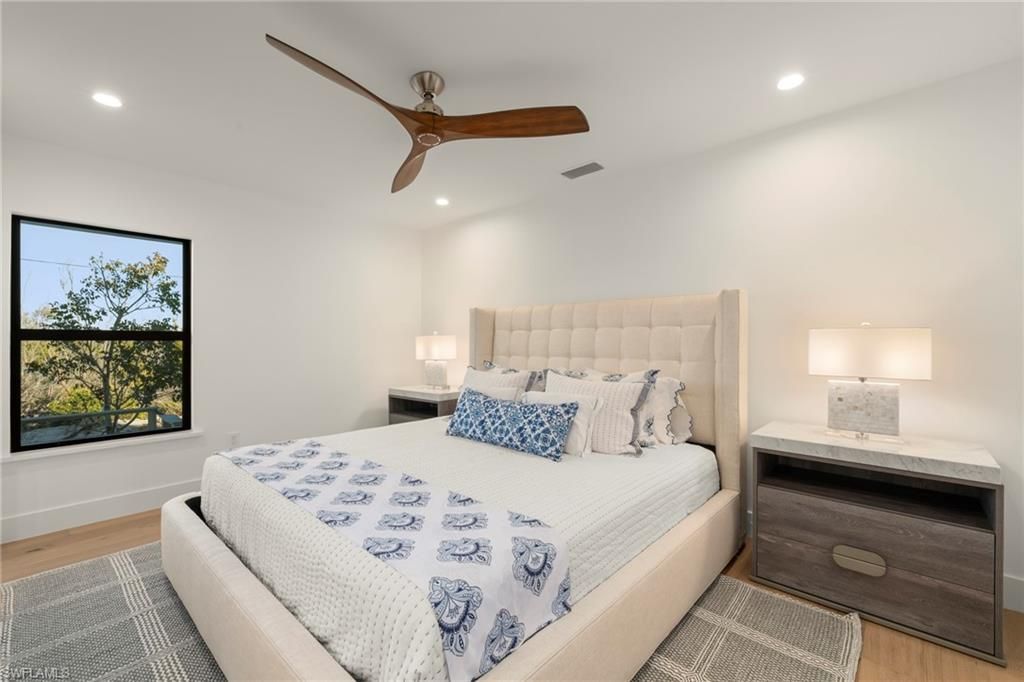 25 Beach Homes , Captiva, FL 33924 Photo