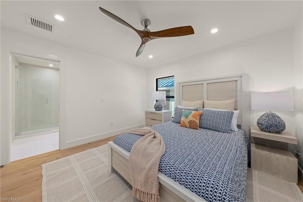 25 Beach Homes , Captiva, FL 33924 Photo