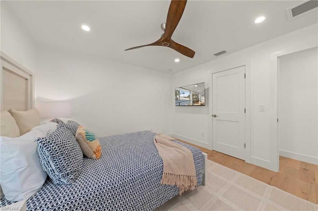 25 Beach Homes , Captiva, FL 33924 Photo