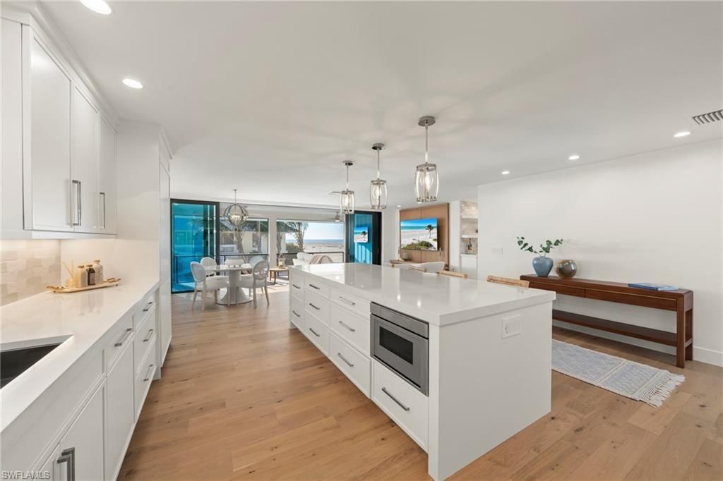 25 Beach Homes , Captiva, FL 33924 Photo