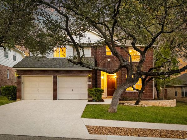 2634 Lakehills St, San Antonio, TX 78251