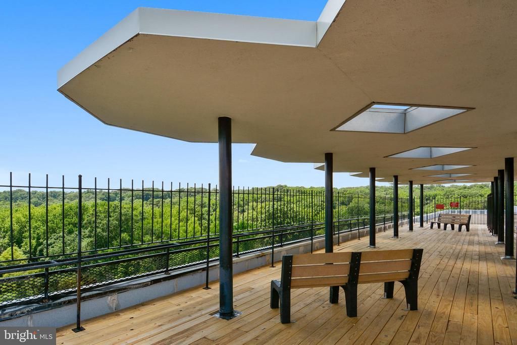 6621 Wakefield Drive, Unit 812, Alexandria, VA 22307 Main Photo