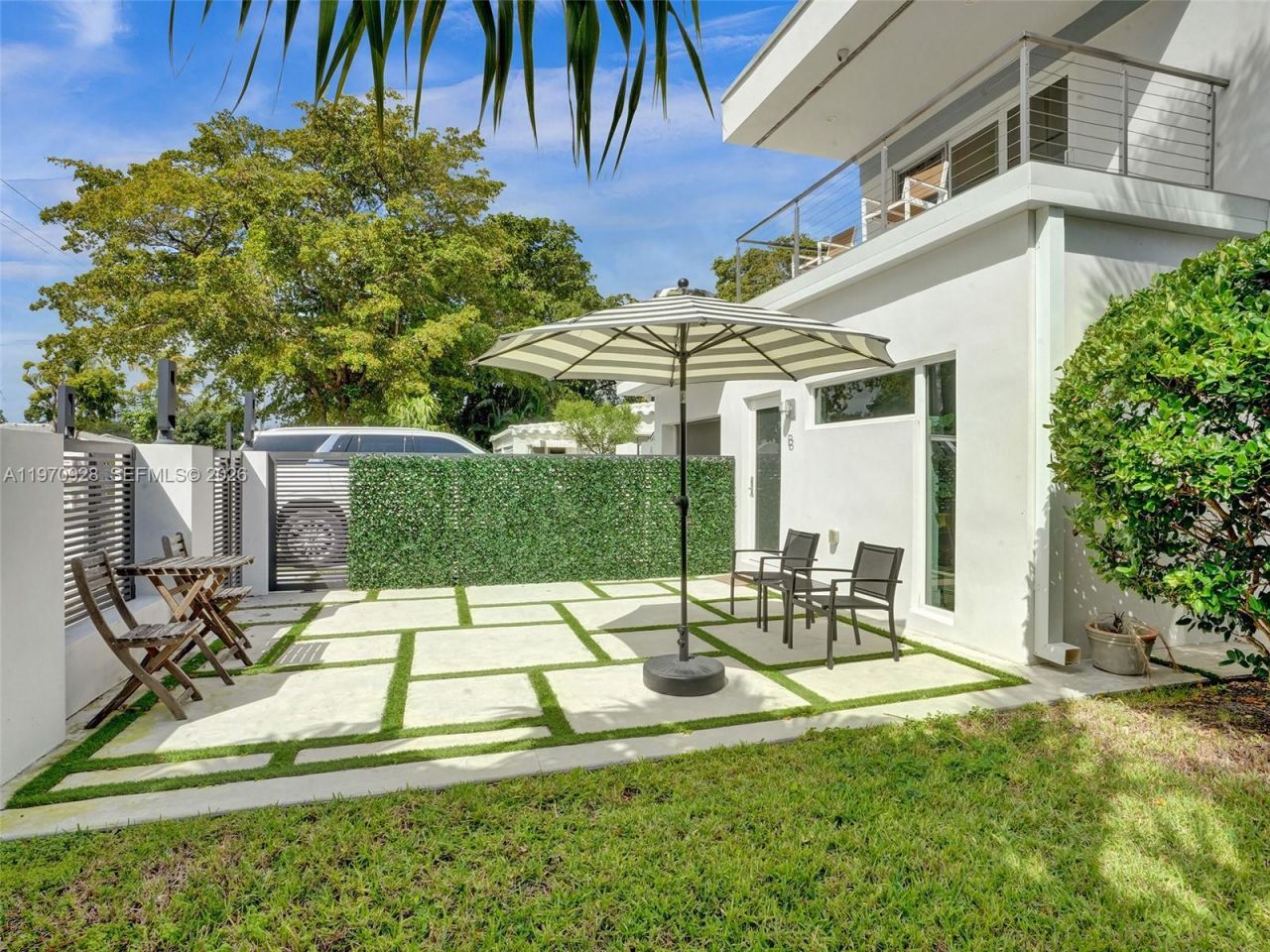 417 SW 15th St , Fort Lauderdale, FL 33315 Photo