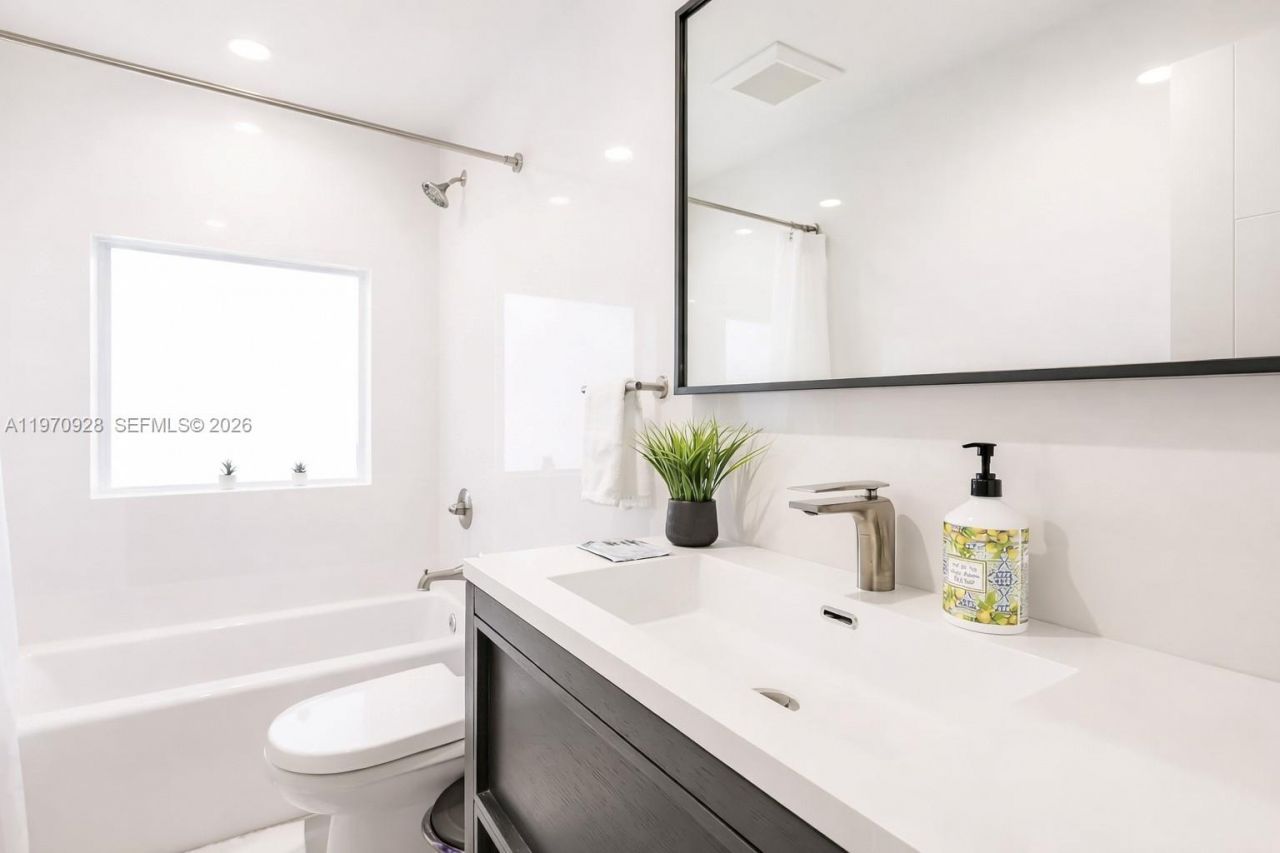 417 SW 15th St, Fort Lauderdale, FL 33315 Photo