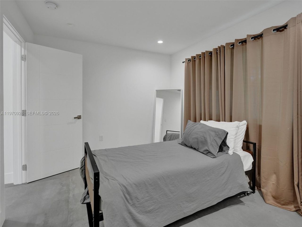 417 SW 15th St , Fort Lauderdale, FL 33315 Photo