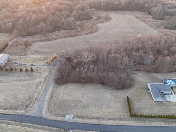 S DEER TRAIL Road, Mapleton, IL 61547