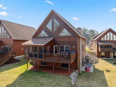 5586 White Pine Drive, Unit 20, Pequot Lakes, MN 56472