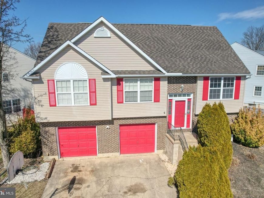 8 Lochview Drive, Bear, DE 19701 Main Photo