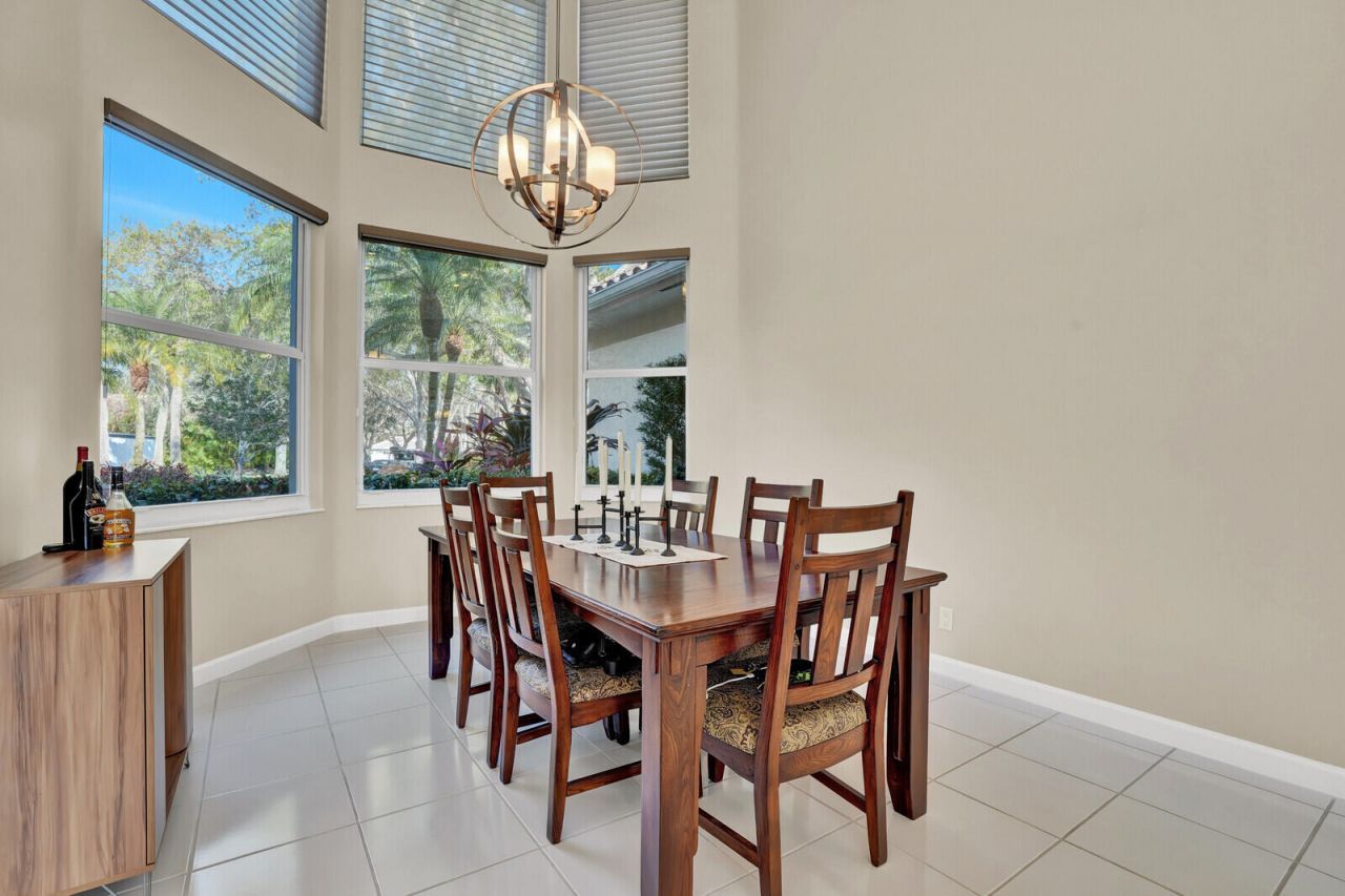 142 Corinthian Circle, Jupiter, FL 33458 Photo