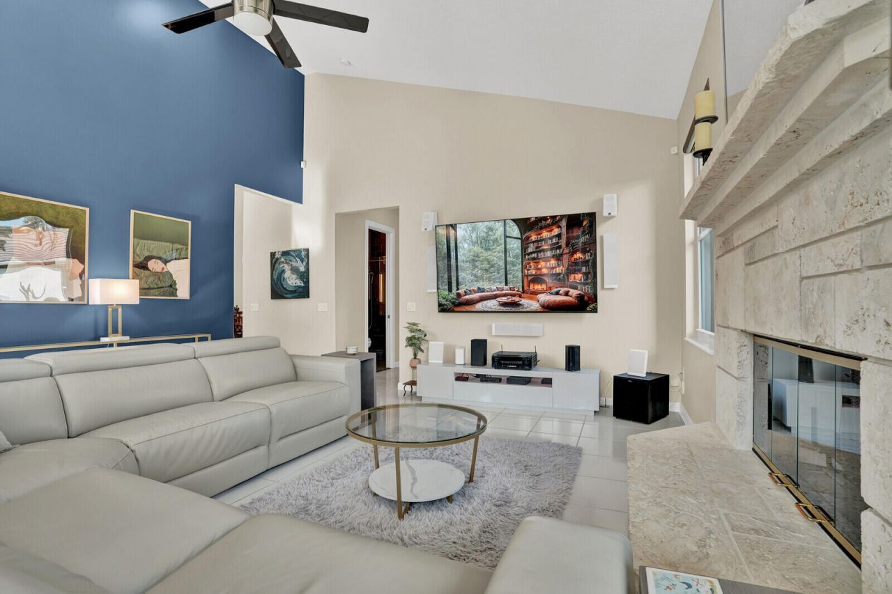 142 Corinthian Circle, Jupiter, FL 33458 Photo