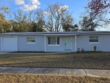 416 JANELL Drive, Orange Park, FL 32073