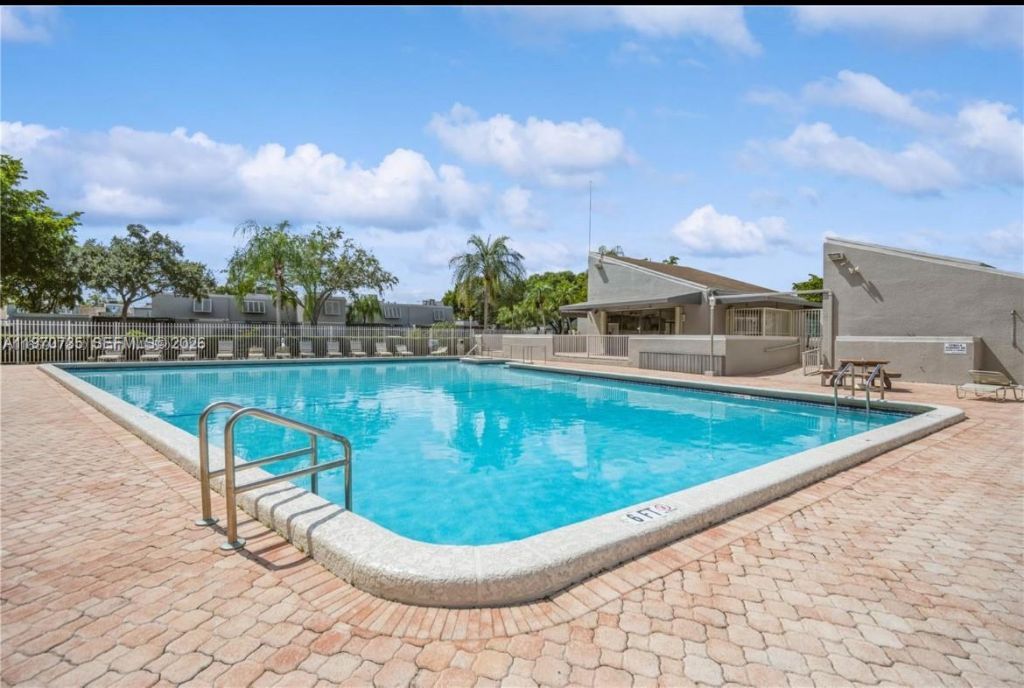 11208 NW 15th St, Pembroke Pines, FL 33026 Photo