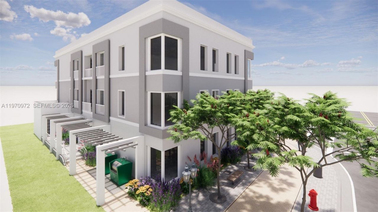 2572 NW 66th St , Miami, FL 33147 Photo