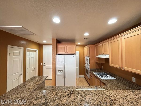 35 E Agate Avenue, Unit 304, Las Vegas, NV 89123