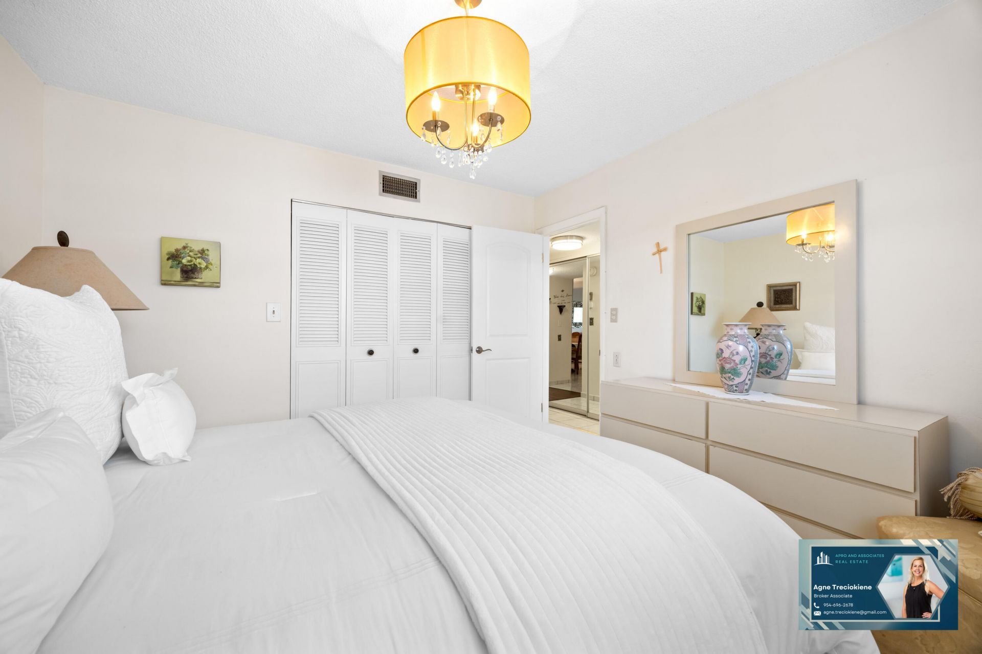 4000 NW 44th Avenue, Unit 315, Lauderdale Lakes, FL 33319 Photo