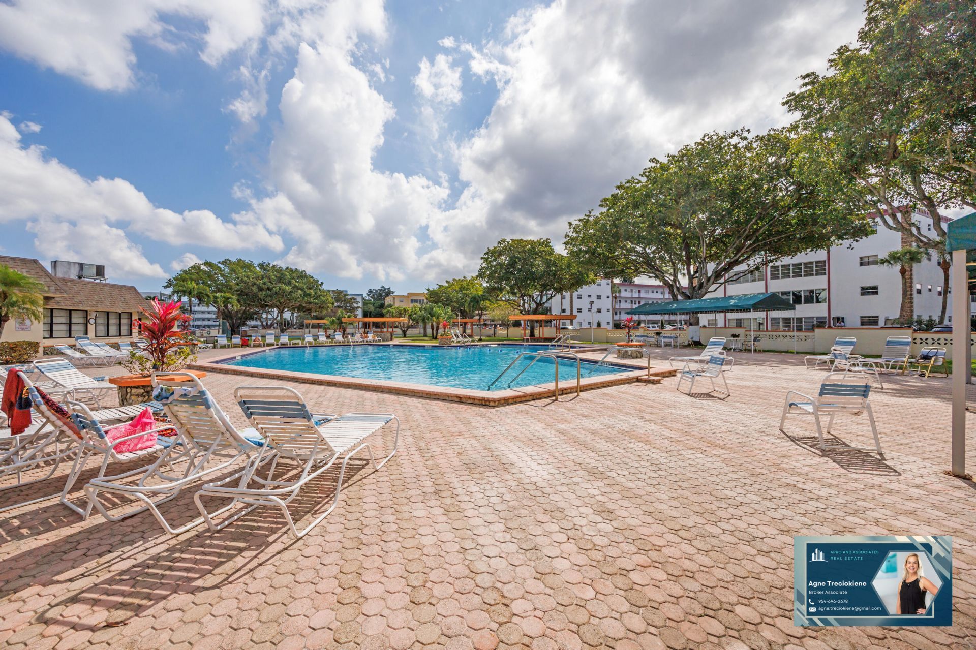 4000 NW 44th Avenue, Unit 315, Lauderdale Lakes, FL 33319 Photo