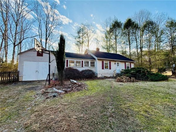 1052 S Recreation Road , Wilkesboro, NC 28697