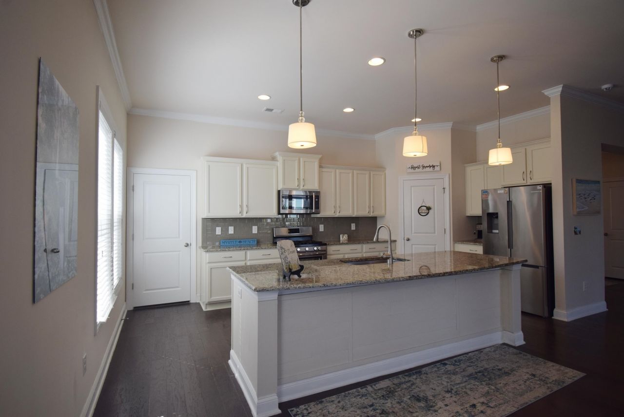 1192 Culbertson Ave. Photo 19