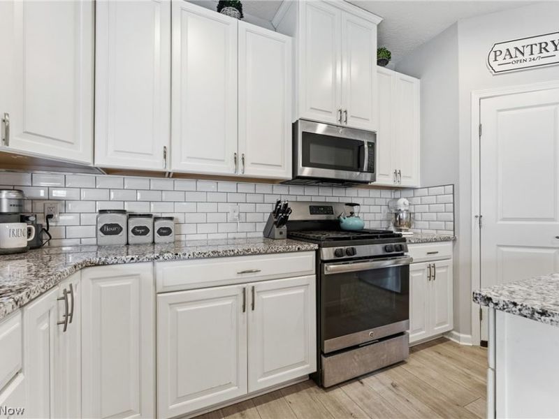 7119 Gauntlet Street SW, Massillon, OH 44646 Photo 13