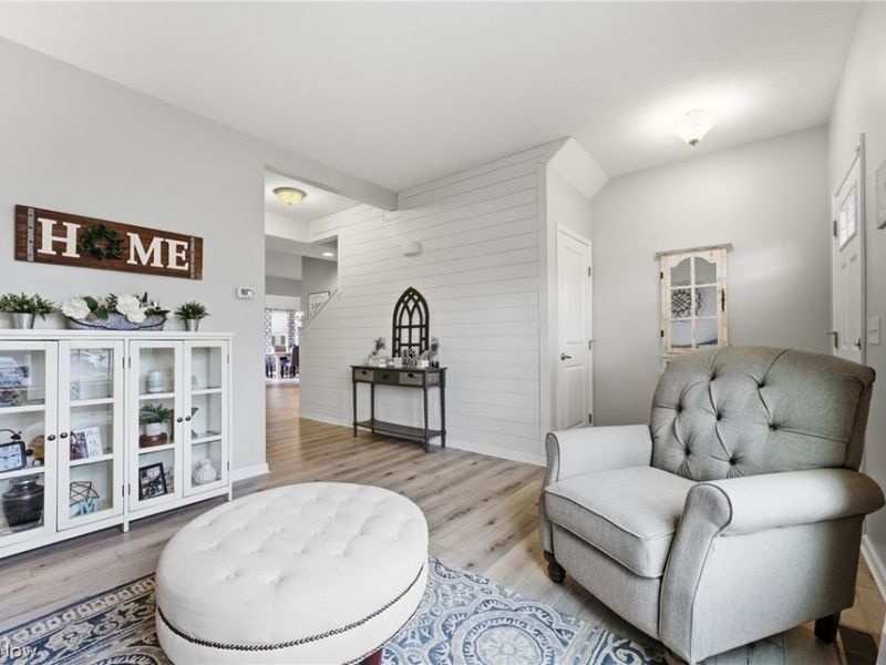 7119 Gauntlet Street SW, Massillon, OH 44646 Photo 5