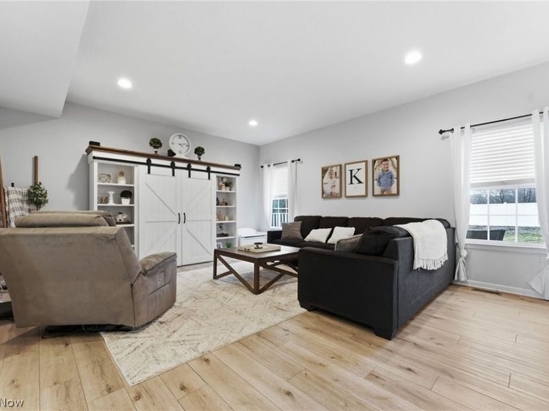 7119 Gauntlet Street SW, Massillon, OH 44646 Photo 6