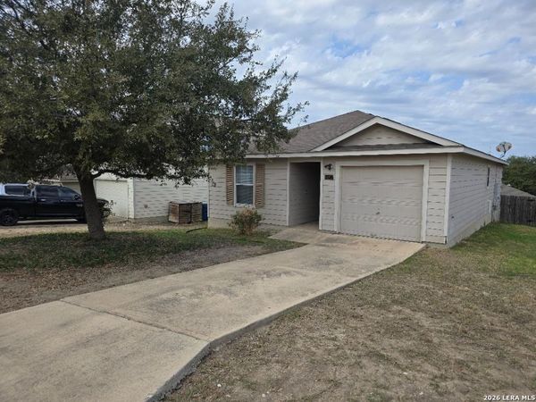 11207 COUNTRY CANYON, San Antonio, TX 78252