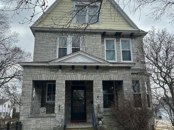 1235 Madison AVENUE, South Milwaukee, WI 53172