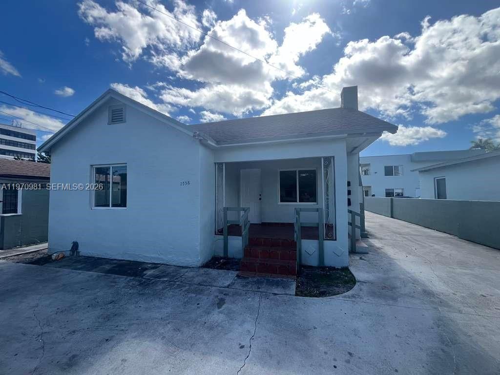 2758 SW 3rd St, Miami, FL 33135 Photo