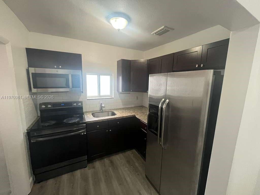 2758 SW 3rd St, Miami, FL 33135 Photo