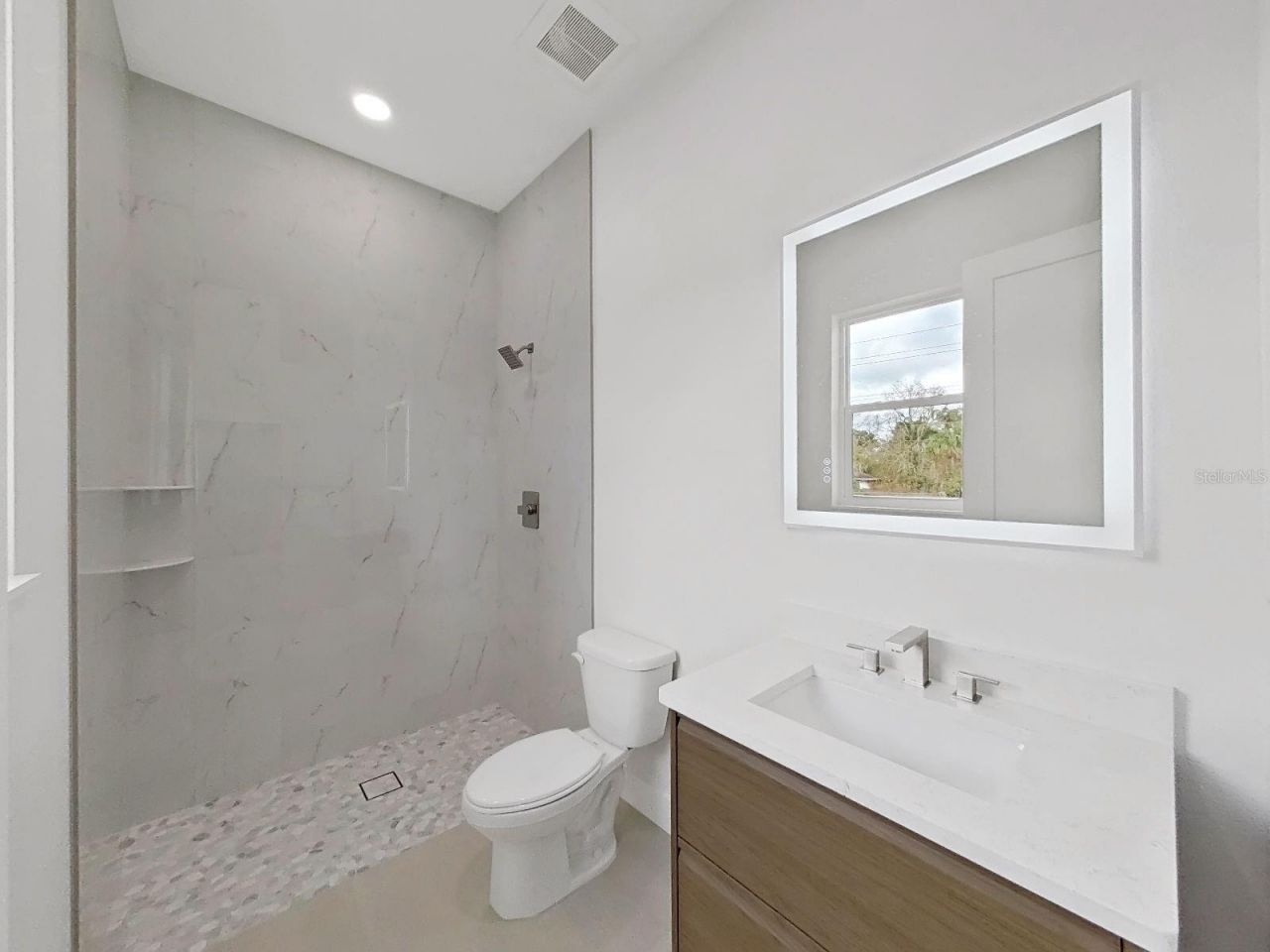 17841 Simmons Road, Lutz, FL 33548 Photo