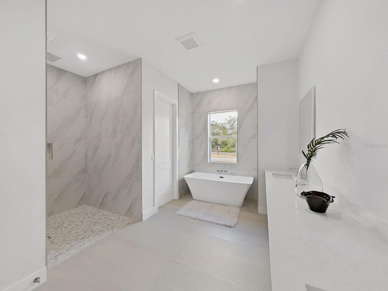 17841 Simmons Road, Lutz, FL 33548 Photo