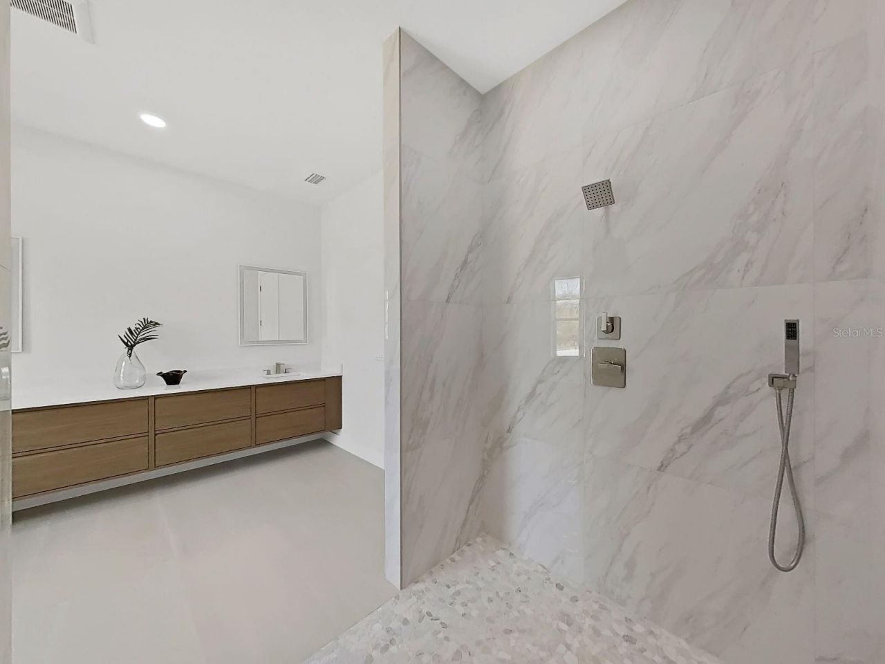 17841 Simmons Road, Lutz, FL 33548 Photo