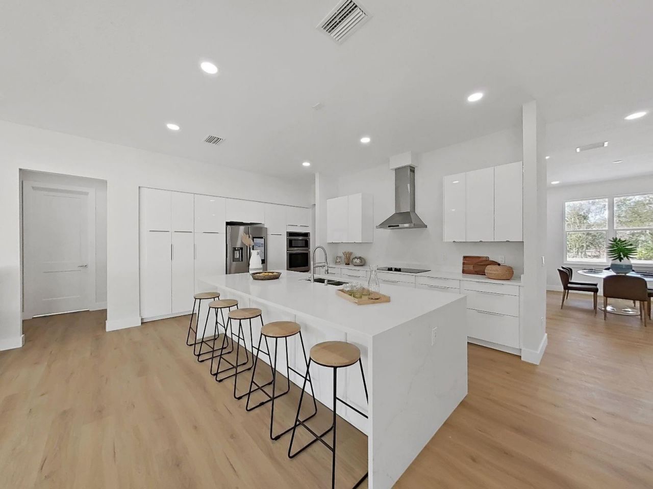 17841 Simmons Road, Lutz, FL 33548 Photo