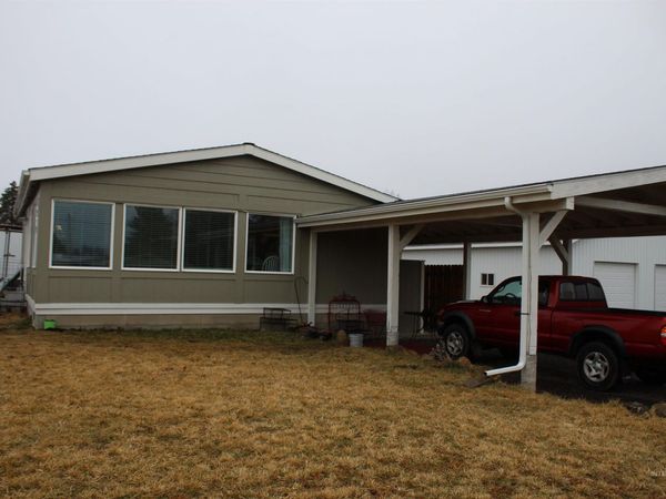 203 Foster Ave, CottonWood, ID 83522