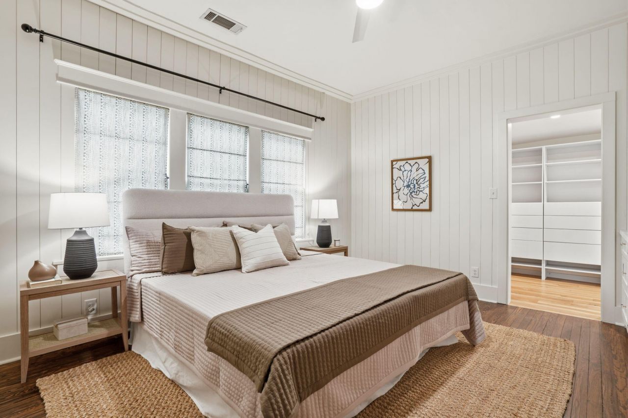 995 Ashley Avenue Photo 15