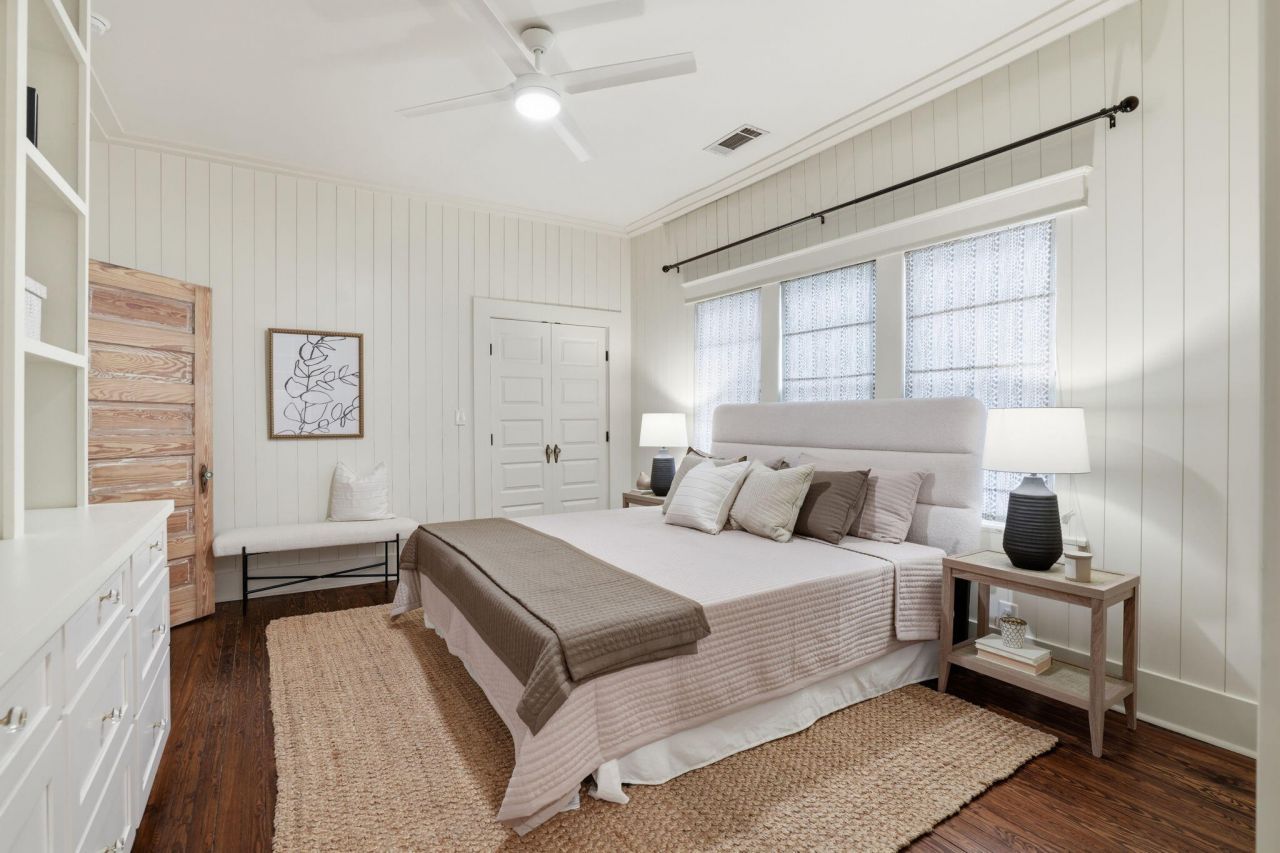 995 Ashley Avenue Photo 17