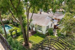 995 Ashley Avenue photo 4