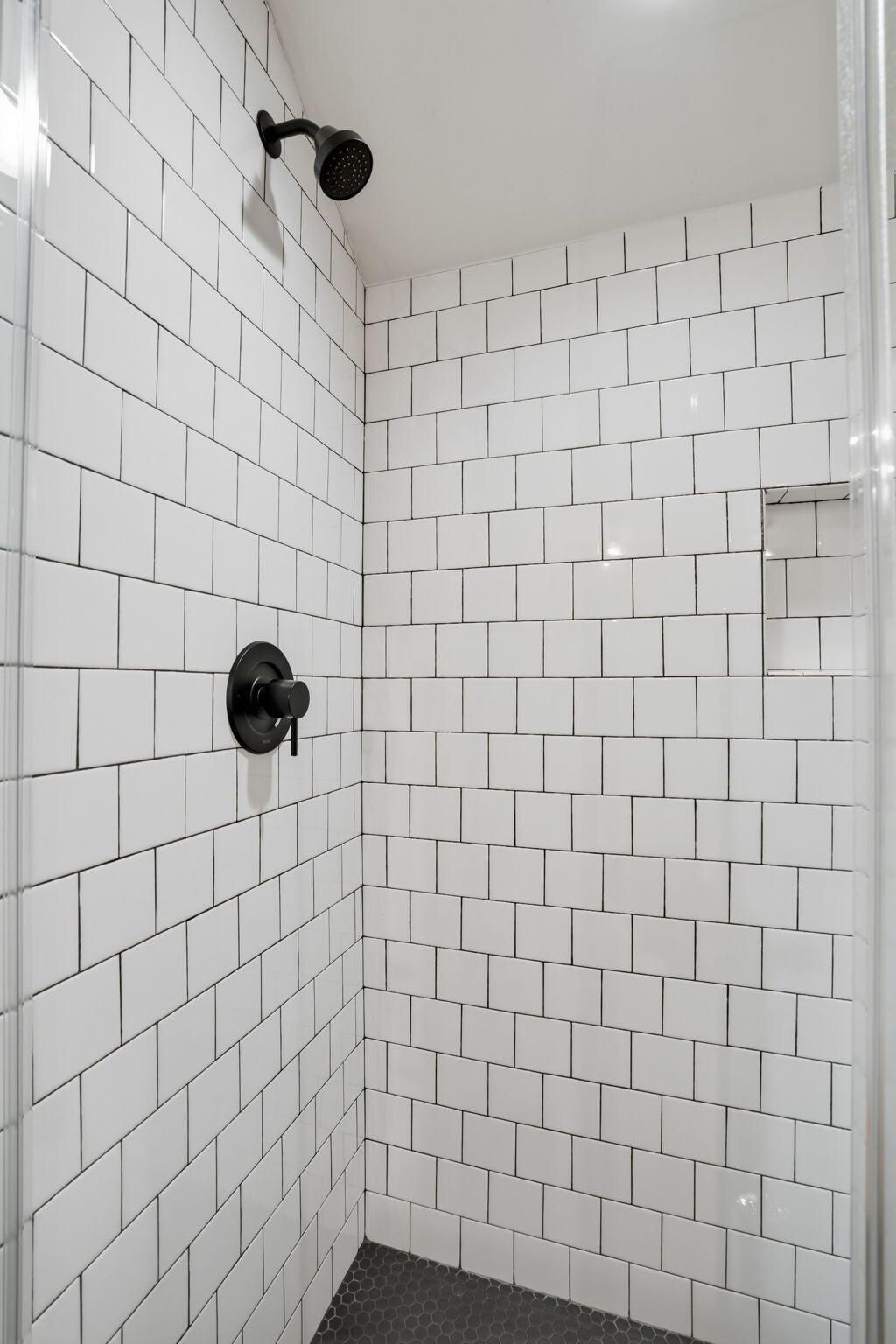 995 Ashley Avenue Photo 59