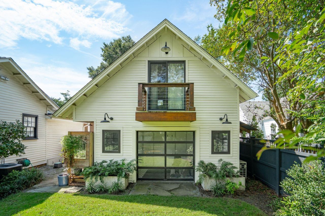 995 Ashley Avenue Photo 62