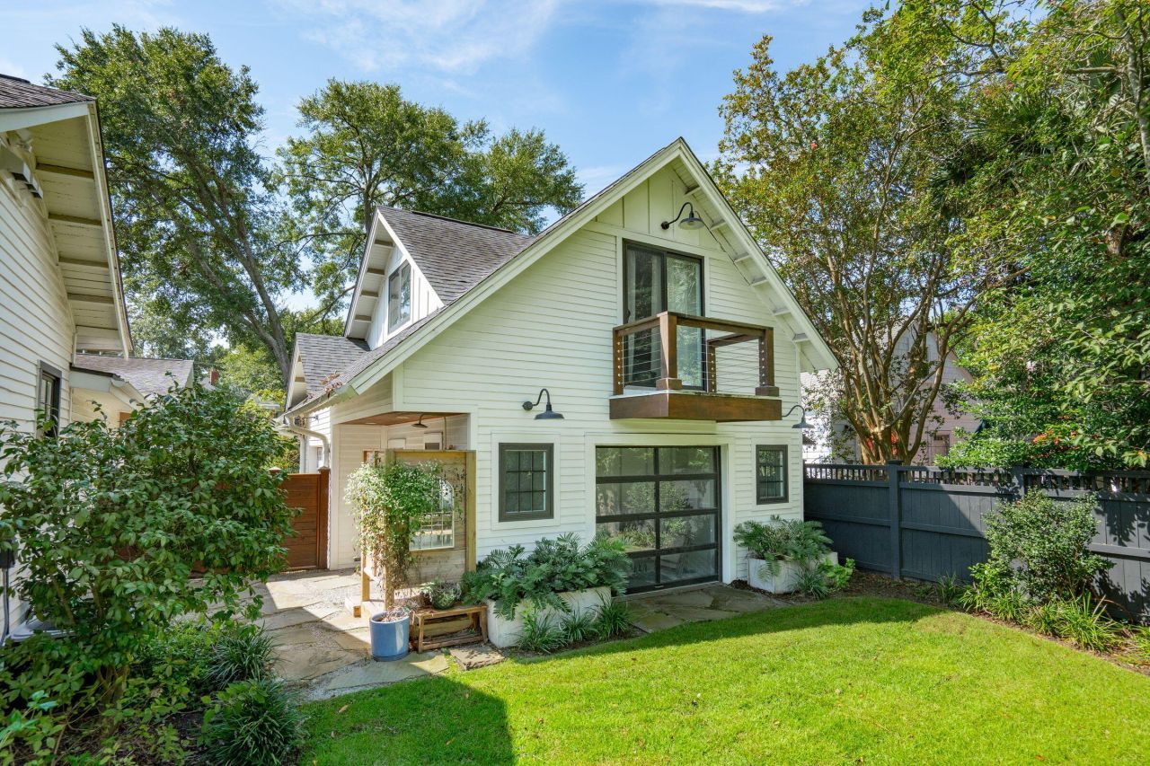 995 Ashley Avenue Photo 65