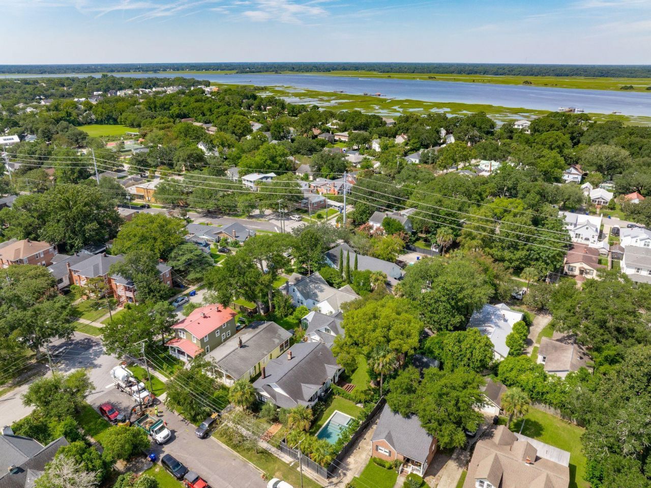 995 Ashley Avenue Photo 72