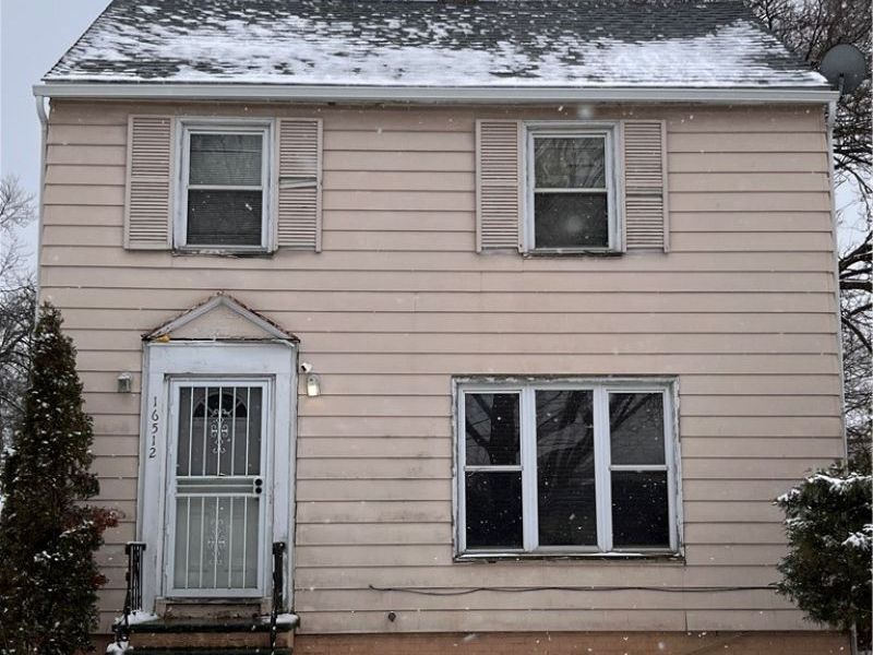 16512 Stockbridge Avenue, Cleveland, OH 44128 Photo 1