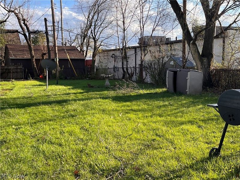 16512 Stockbridge Avenue, Cleveland, OH 44128 Photo 5