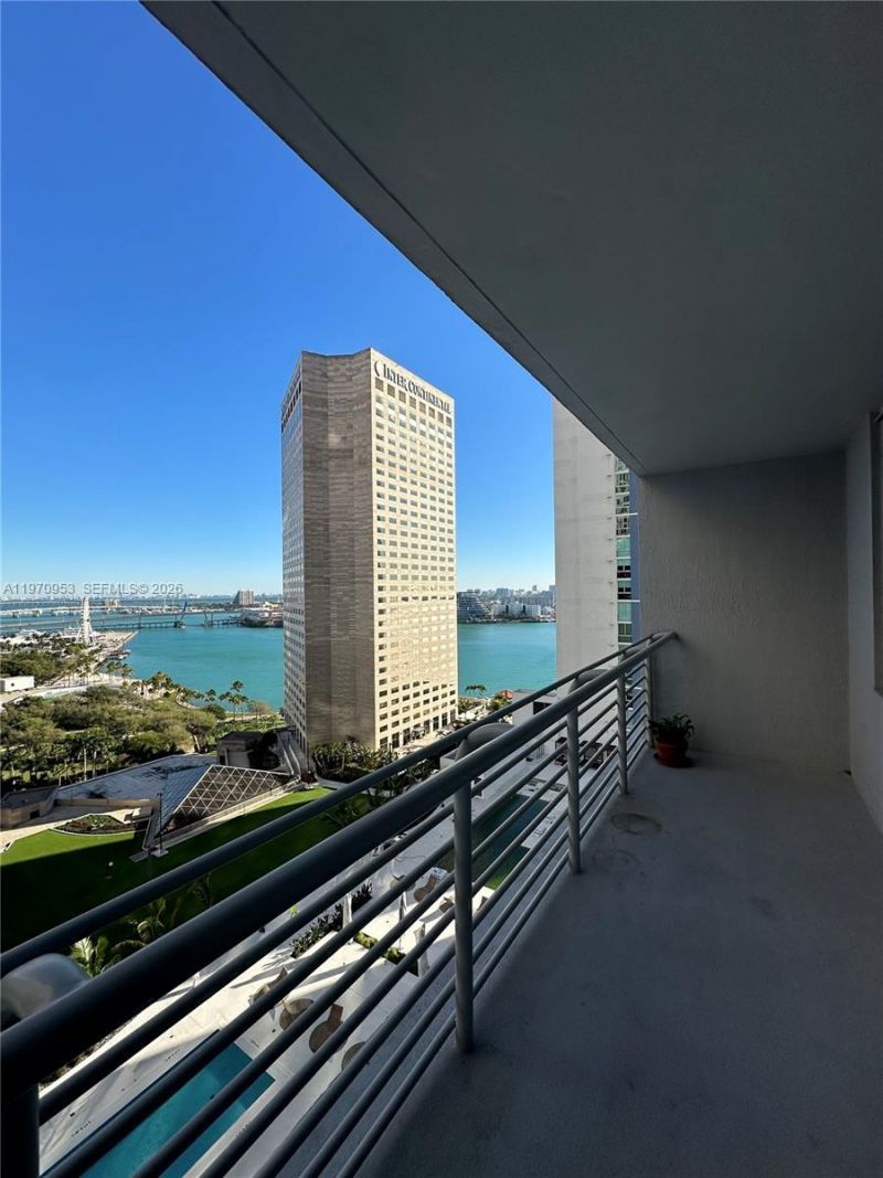 325 S Biscayne Blvd, Unit 2016, Miami, FL 33131 Photo
